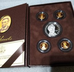 2009-LINCOLN-CC-SET