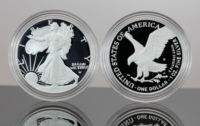 CoinNews photo 2024-S Proof American Silver Eagle - Obverse and Reverse